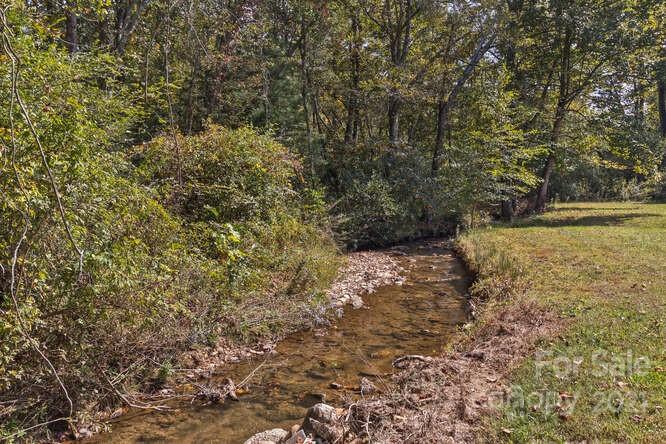 44 Baker Road Arden, NC 28704 - Photo 12 of 43 Gallery Image 12