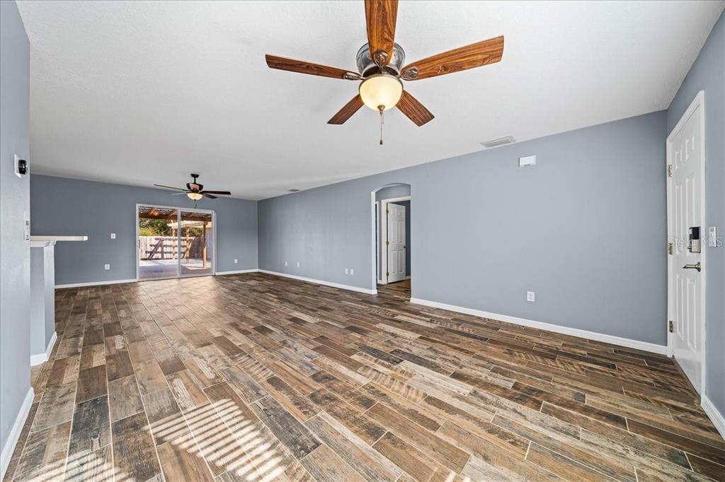 155 Juniper Way Ocala, FL 34480 - Photo 6 of 67 a view of empty room with ceiling fan