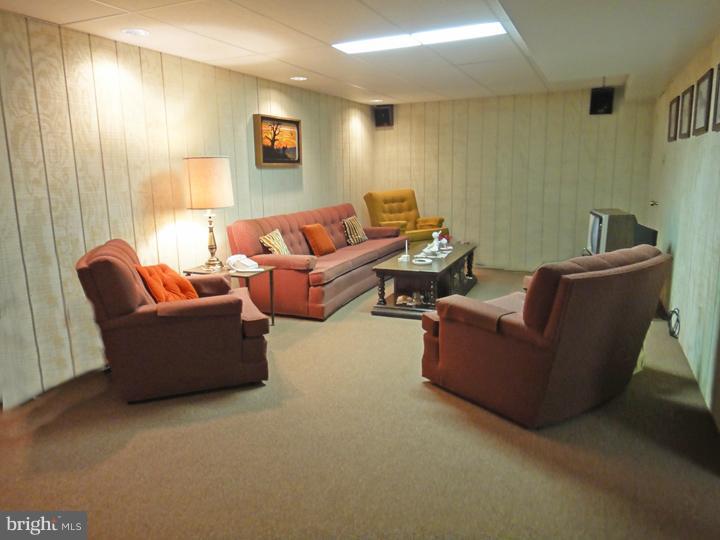 438 Ramsey Road Yardley, PA 19067 - Photo 20 of 24 Gallery Image 20