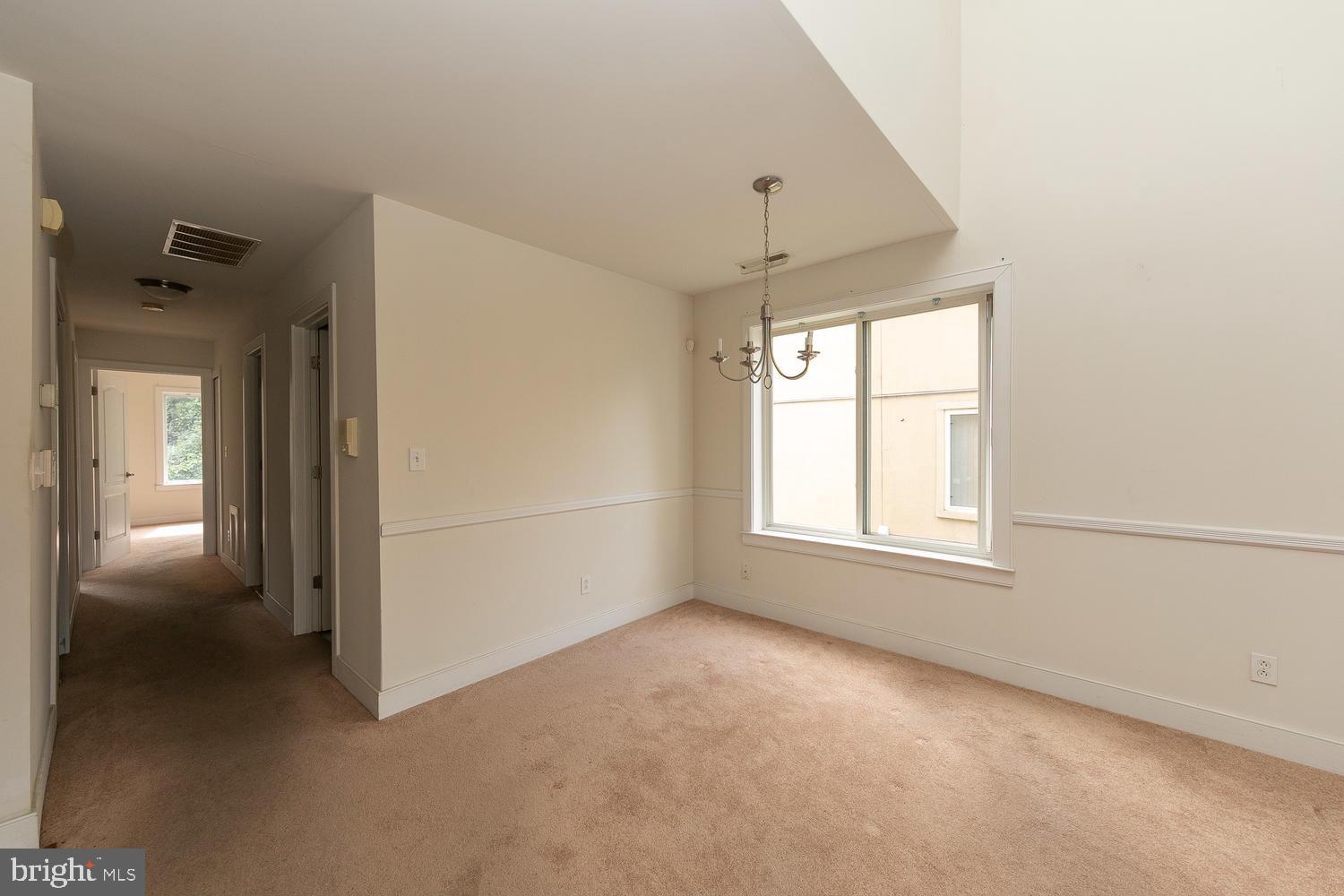 1630 Welsh Road, Unit 32D Philadelphia, PA 19115 - Photo 3 of 19