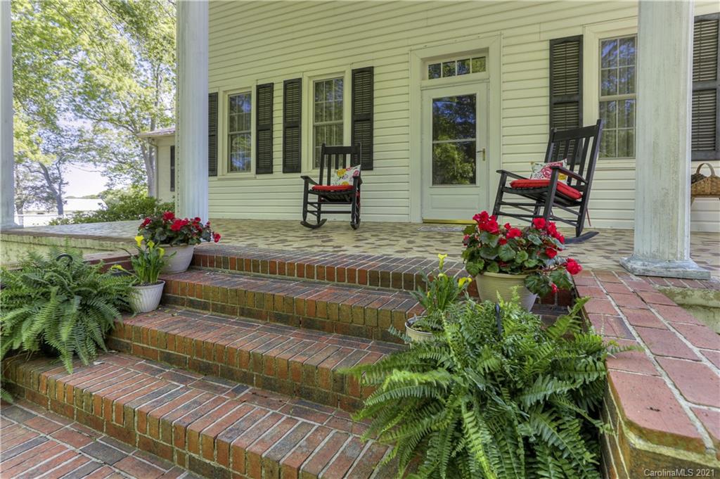 3210 Gordon Road Rock Hill, SC 29732 - Photo 5 of 48 Gallery Image 5
