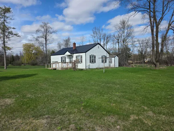$51,500 | 2324 Dobler Road, Sterling, MI 48659