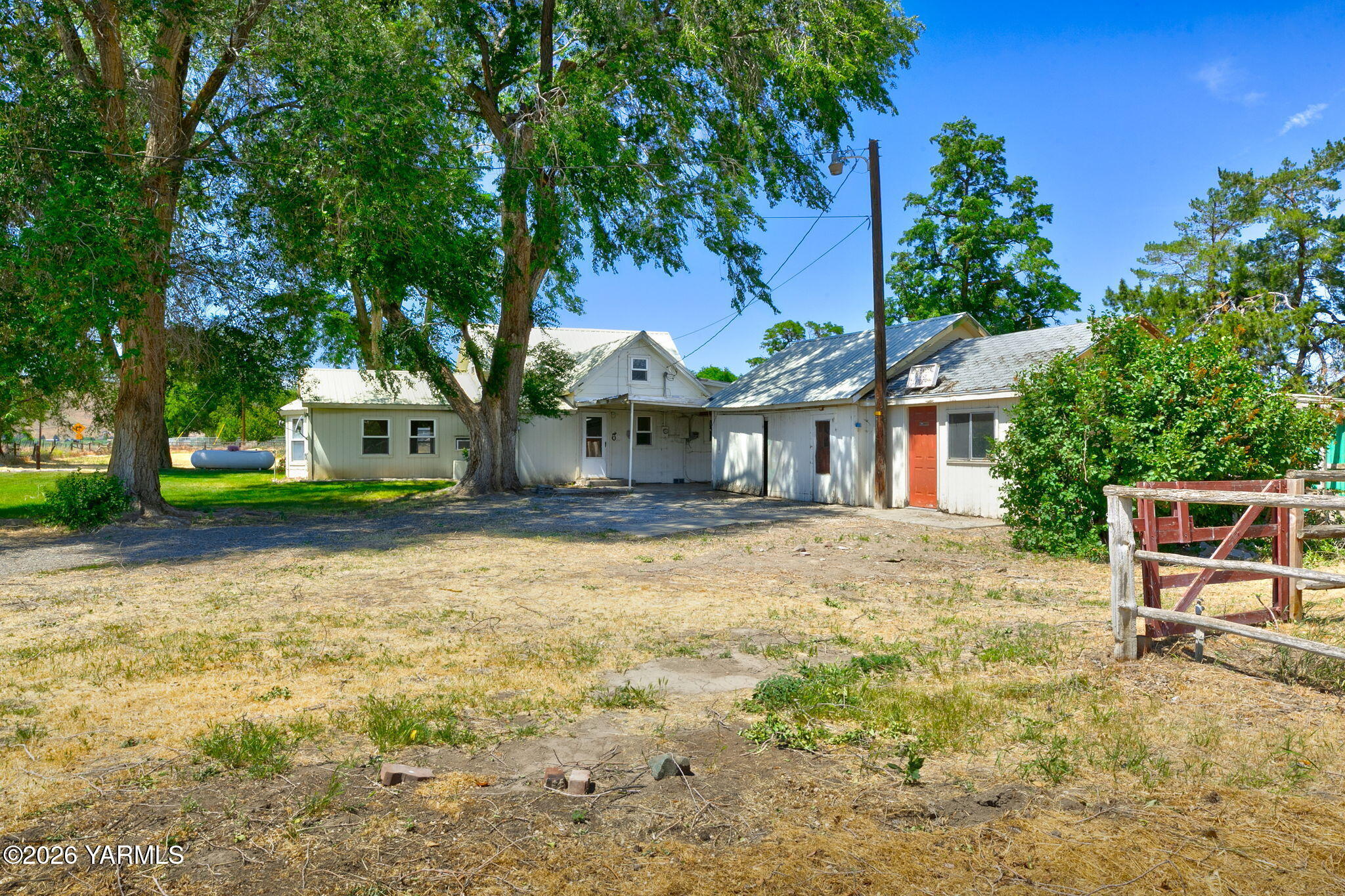 5271 North Wenas Road Selah, WA 98942 - Photo 36 of 38 Holwegner_260602_NWenas_Selah_03