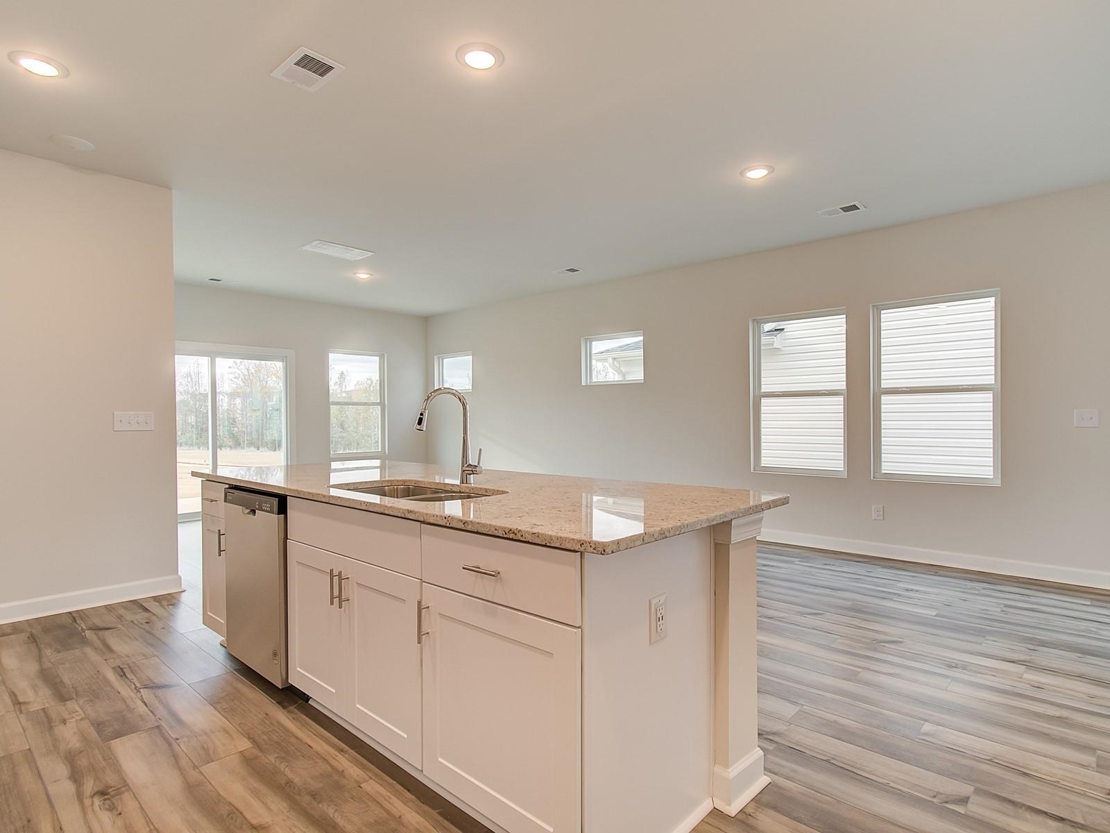 122 Longleaf Lane Anderson, SC 29621 - Photo 12 of 32