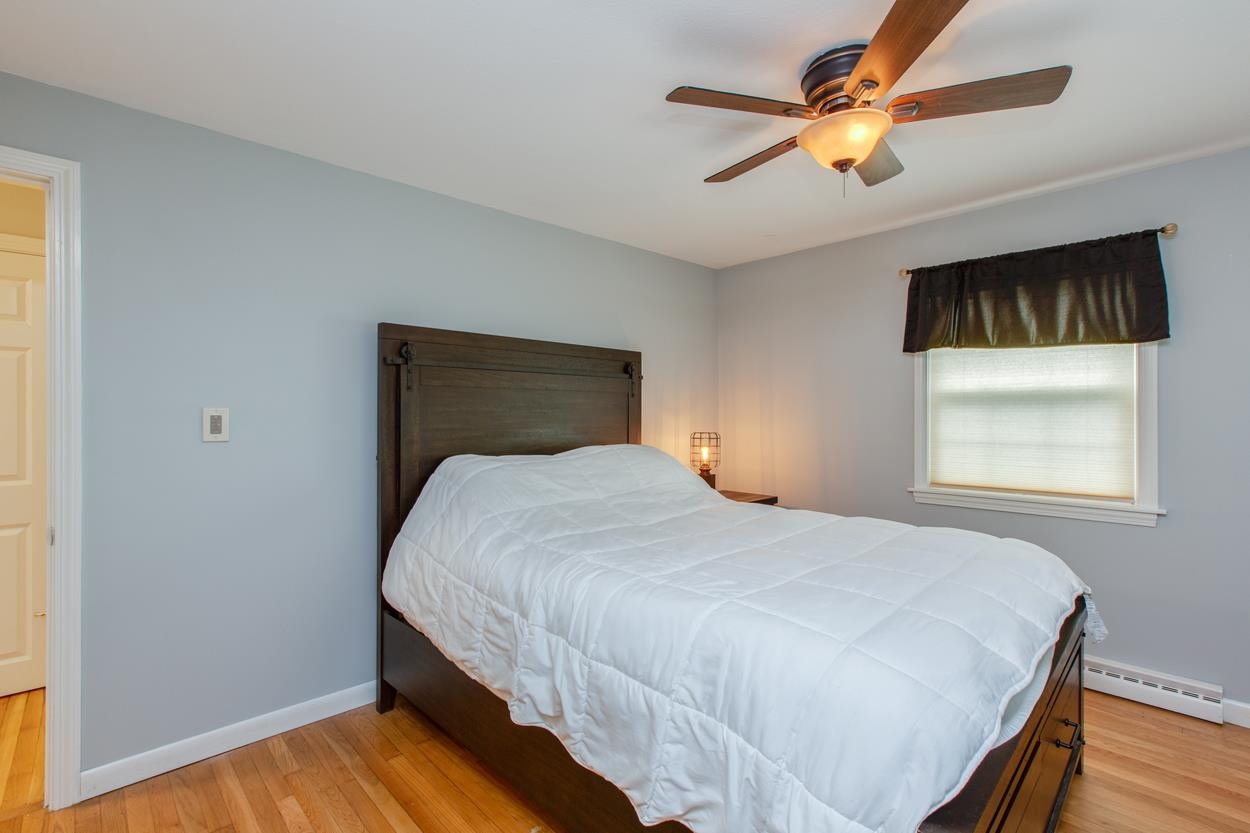 264 Stage Road Hampstead, NH 03841 - Photo 16 of 17