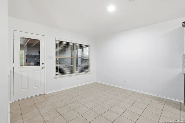 $2,695 | 8415 Painted Wagon, San Antonio, TX 78254