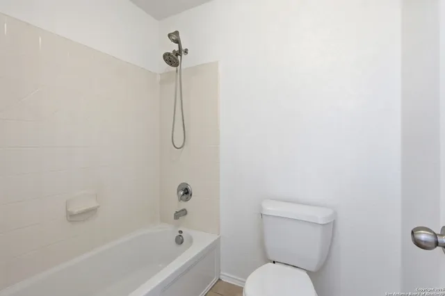 $2,695 | 8415 Painted Wagon, San Antonio, TX 78254