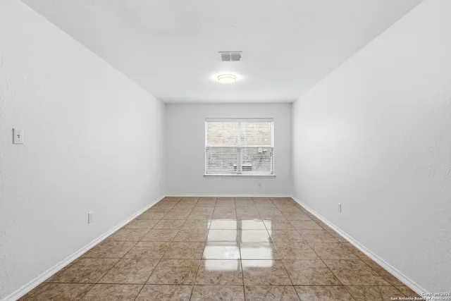 $2,695 | 8415 Painted Wagon, San Antonio, TX 78254