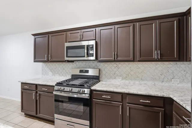 $2,695 | 8415 Painted Wagon, San Antonio, TX 78254