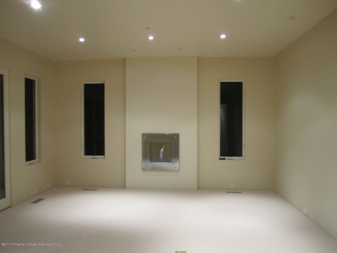 725 Promontory Lane, Unit 25 Basalt, CO 81621 - Photo 8 of 26 Master Bedroom