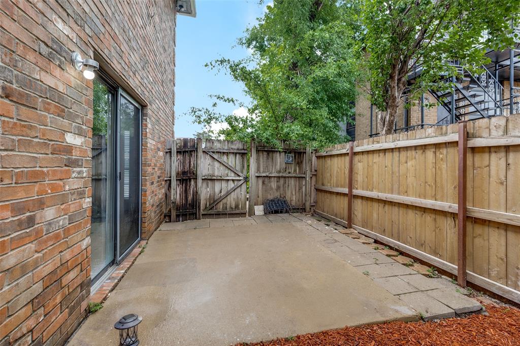 2815 Reagan Street Dallas, TX 75219 - Photo 11 of 40