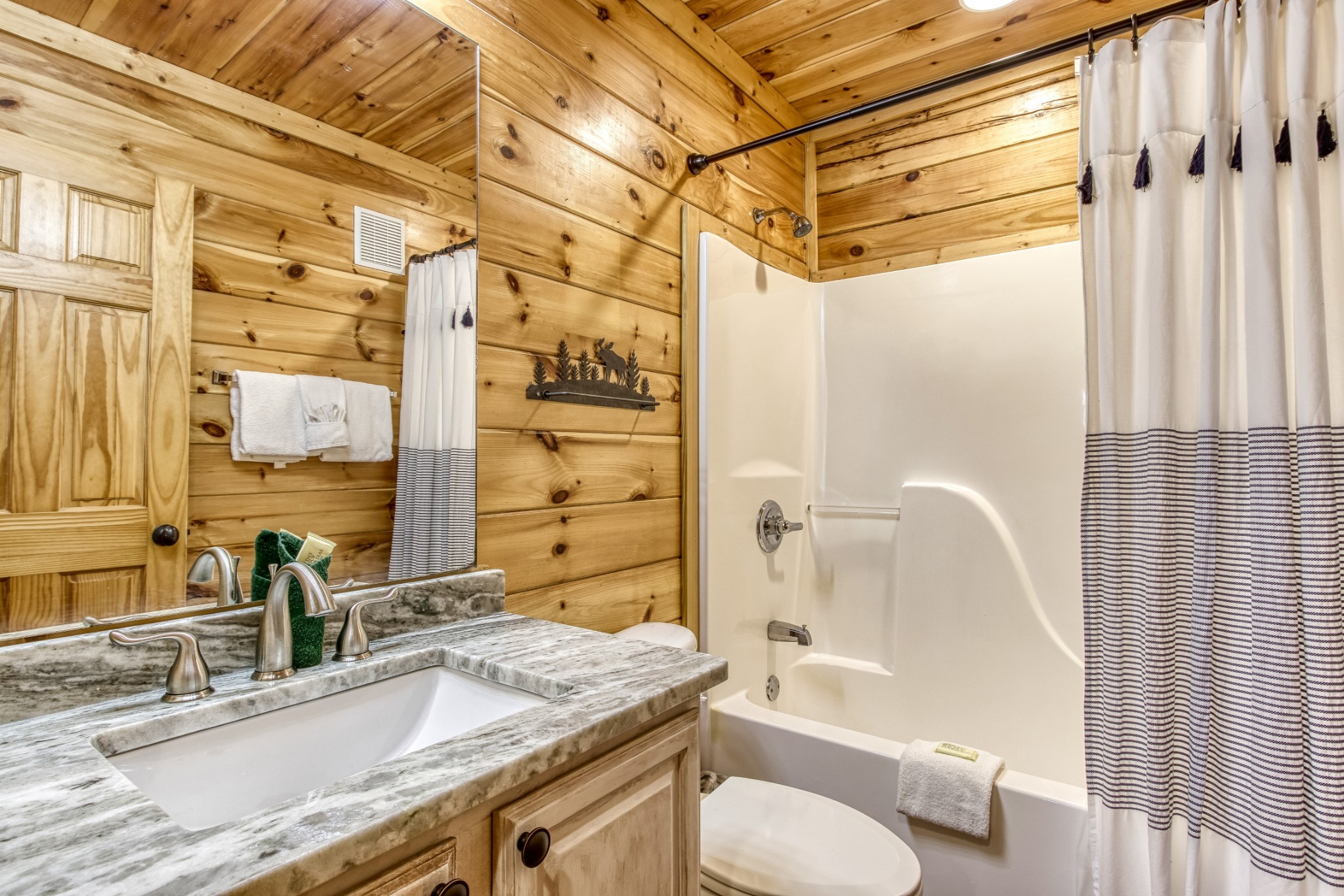 1728 Summit View Way Sevierville, TN 37862 - Photo 18 of 49 Gallery Image 18