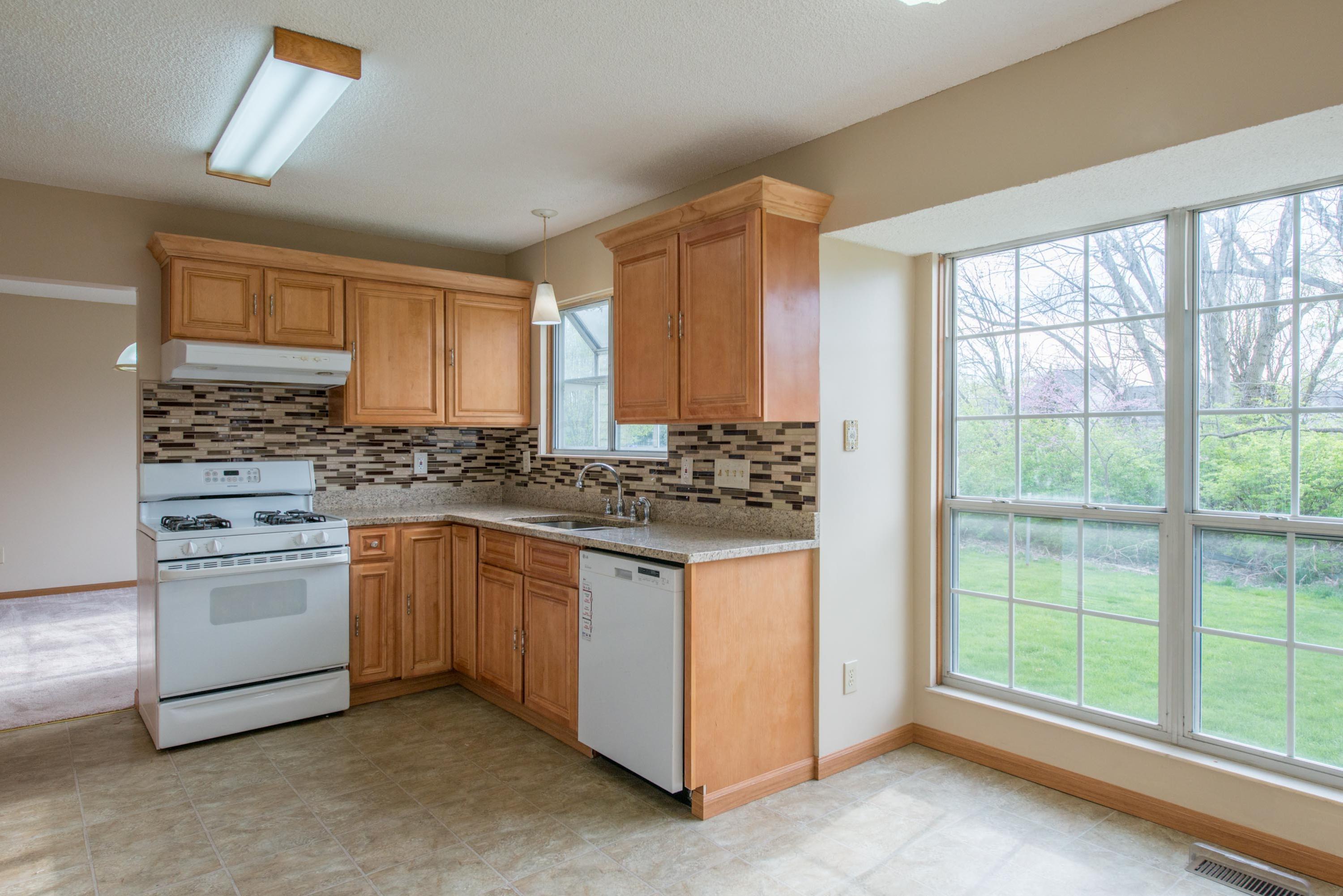 3367 Reed Point Drive Hilliard, OH 43026 - Photo 5 of 46 Gallery Image 5