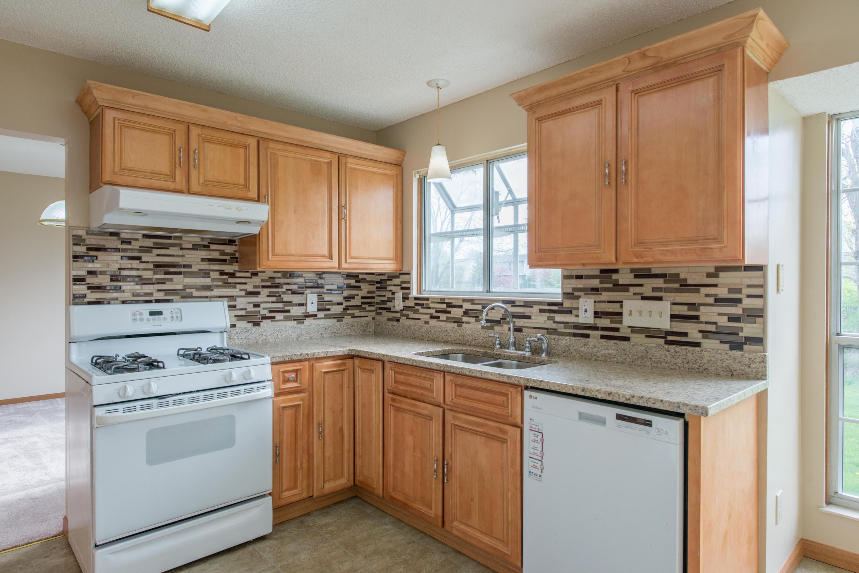3367 Reed Point Drive Hilliard, OH 43026 - Photo 6 of 46 Gallery Image 6