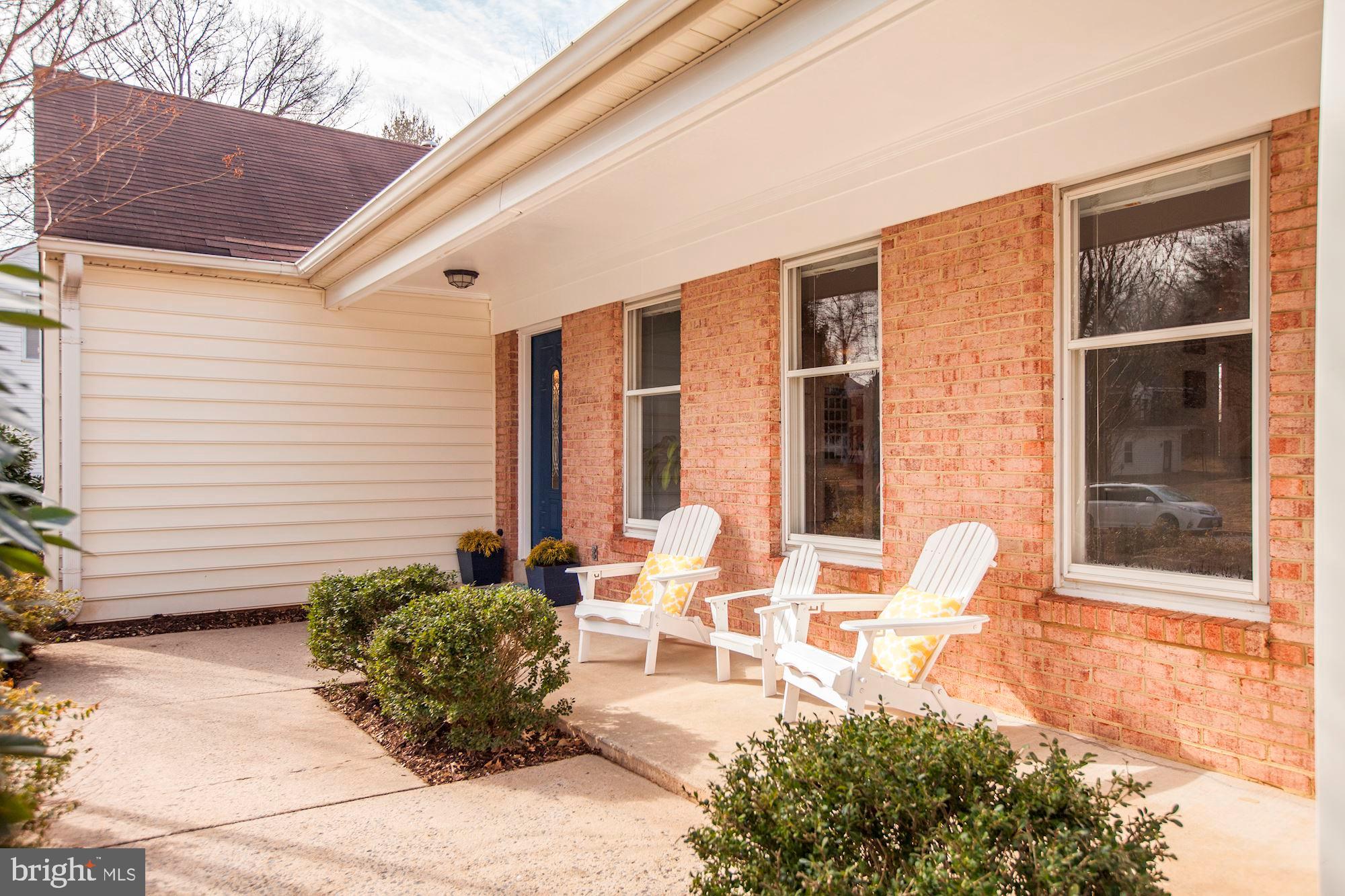 33 Redding Ridge Drive Gaithersburg, MD 20878 - Photo 2 of 38 Gallery Image 2