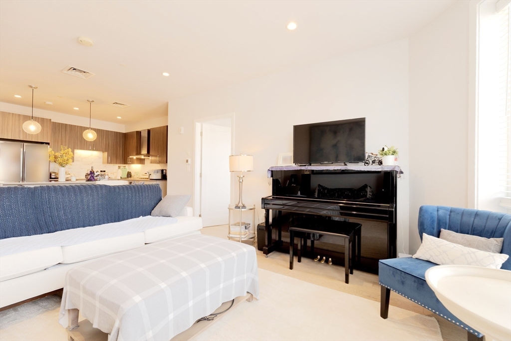 44-50 Symphony Road, Unit 501 Boston, MA 02115 - Photo 17 of 38