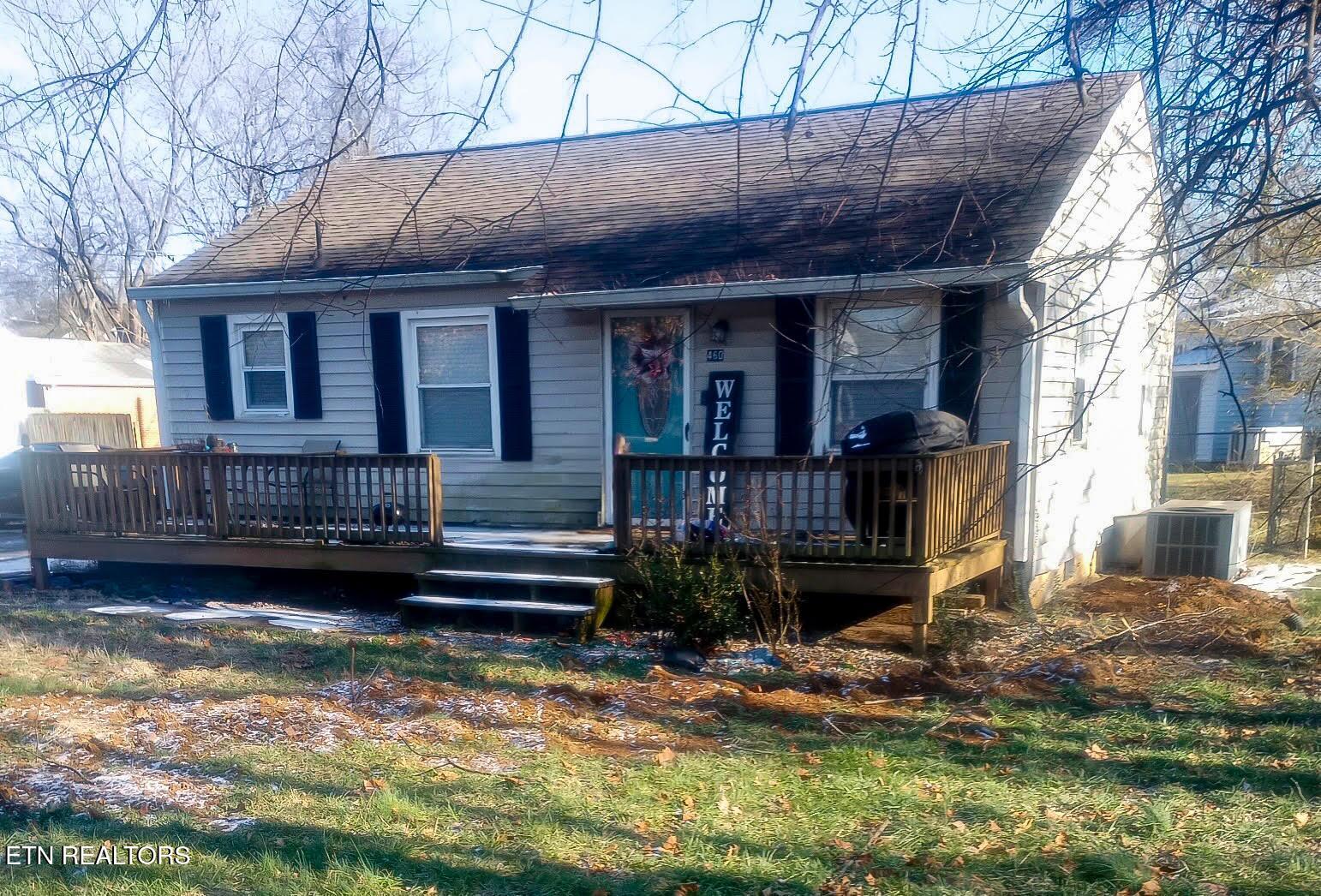 front view-fenced part