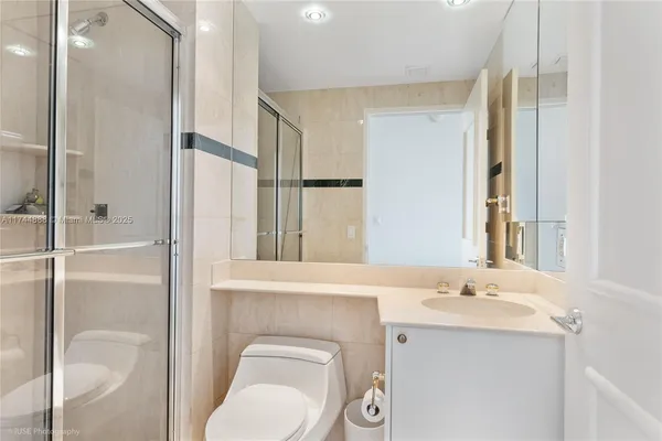 $5,450,000 | 785 Crandon Boulevard, Unit 705/805, Key Biscayne, FL 33149