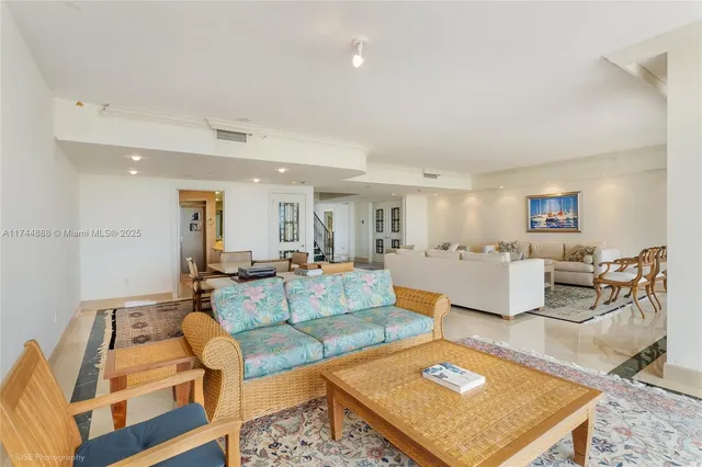 $5,450,000 | 785 Crandon Boulevard, Unit 705/805, Key Biscayne, FL 33149