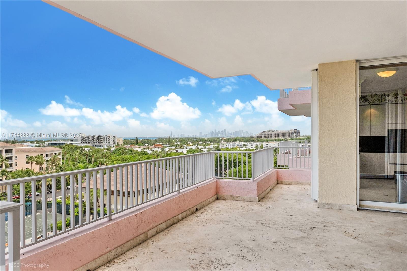 785 Crandon Boulevard, Unit 705/805 Key Biscayne, FL 33149 - Photo 7 of 22
