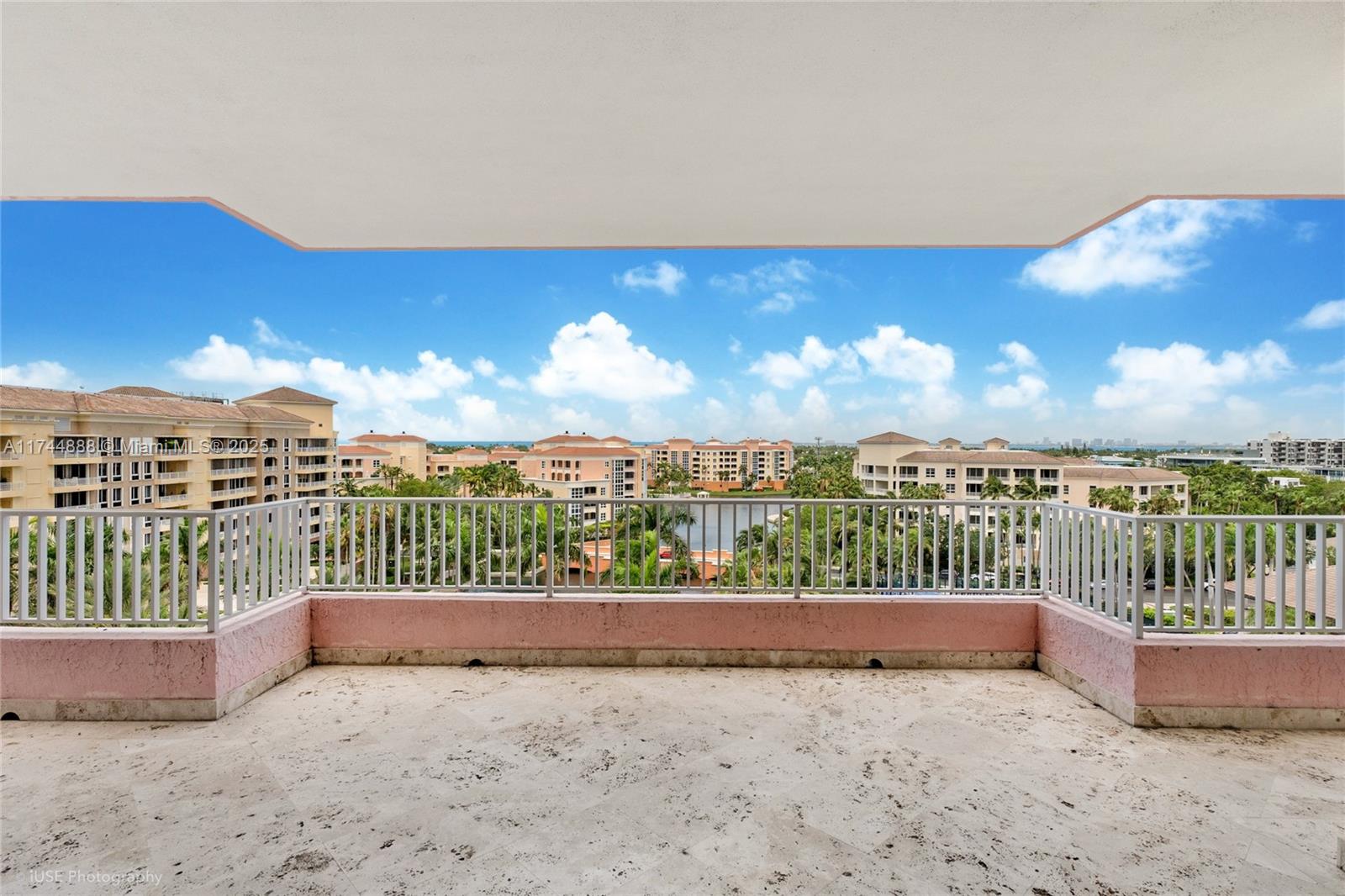 785 Crandon Boulevard, Unit 705/805 Key Biscayne, FL 33149 - Photo 9 of 22