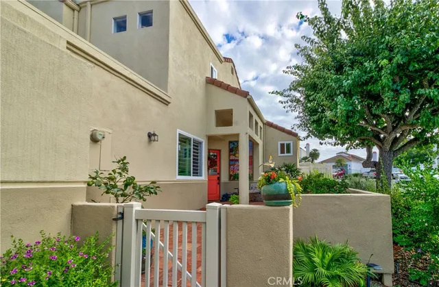 $1,320,000 | 609 Via Umbroso, San Clemente, CA 92672