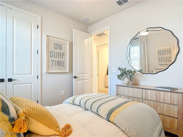 $4,554 | 8735 Catamaran Drive, Unit 4AVILLA, Naples, FL 34114