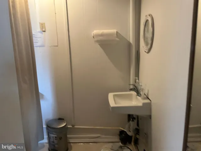 $199,995 | 1322 Goodwood Avenue, Baltimore, MD 21221