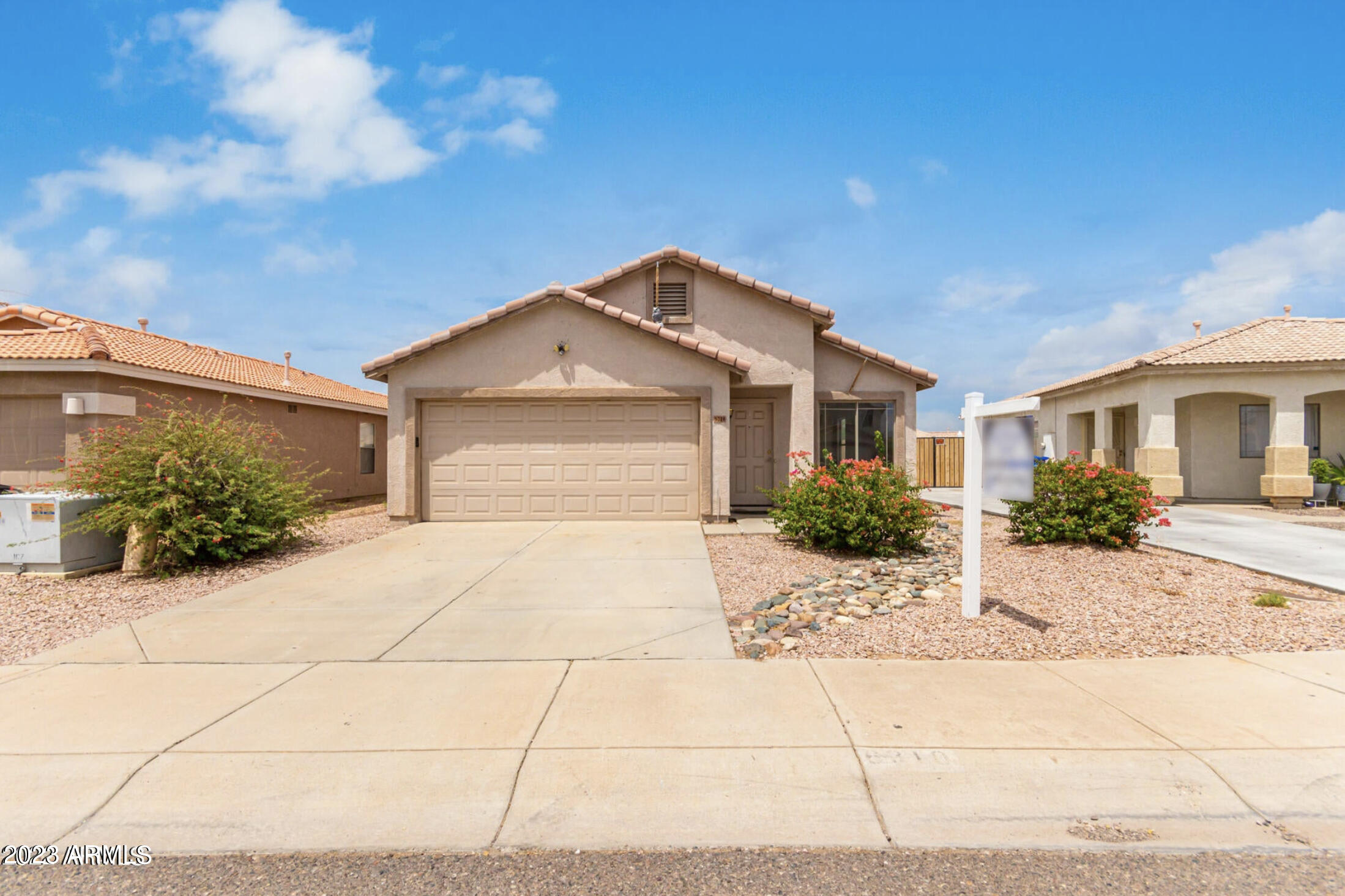 6310 West Riva Road Phoenix, AZ 85043 - Photo 1 of 17 IMG_0190