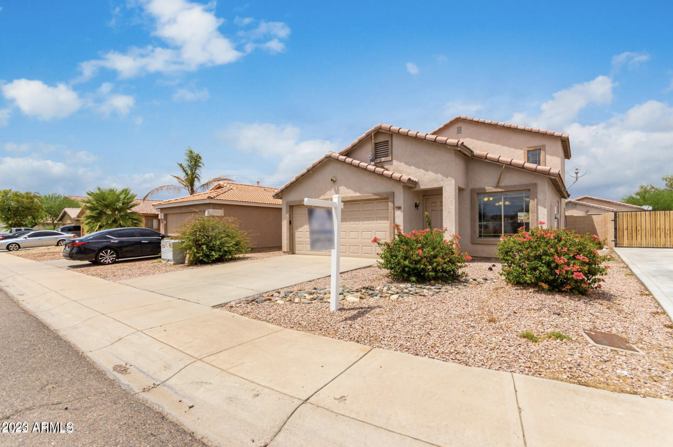 6310 West Riva Road Phoenix, AZ 85043 - Photo 4 of 17 IMG_0193