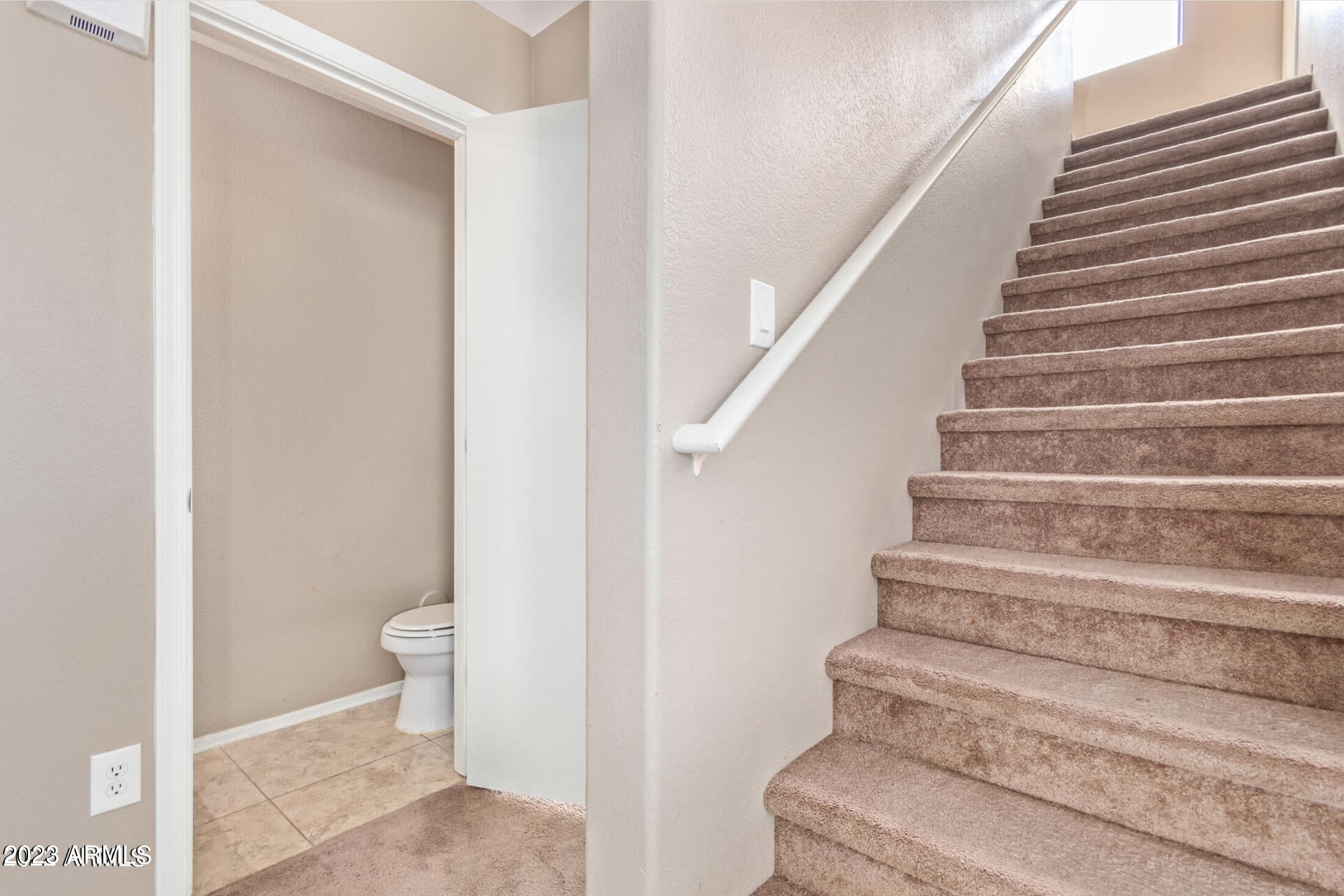 6310 West Riva Road Phoenix, AZ 85043 - Photo 9 of 17 IMG_0198