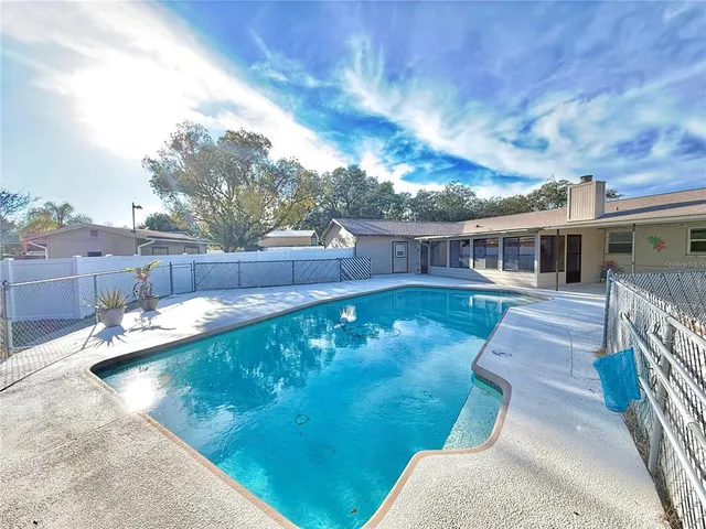 $2,600 | 2503 Woodhaven Court, Orlando, FL 32818