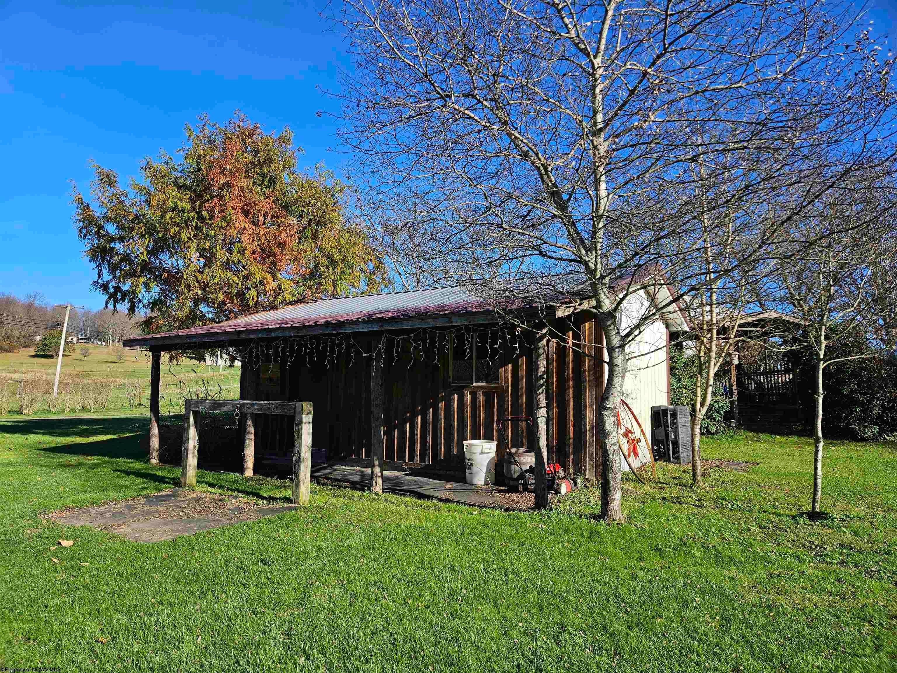 592 Guseman School Road Albright, WV 26519 - Photo 8 of 47 Gallery Image 8