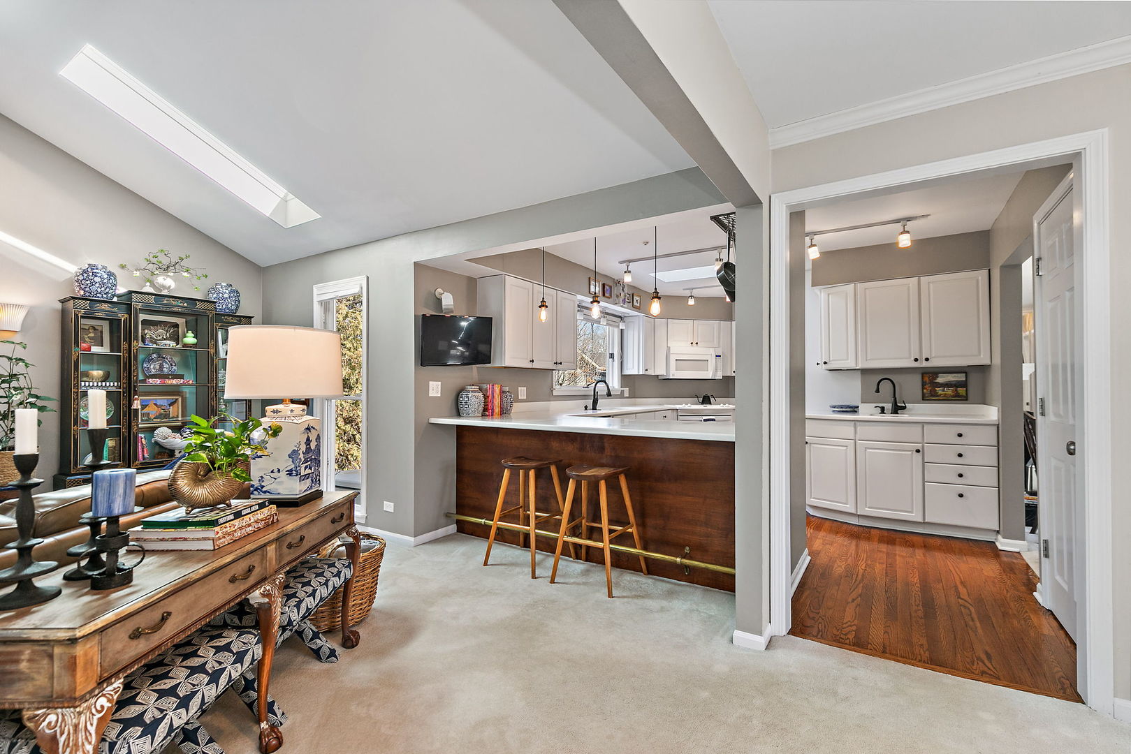 454 Harvard Avenue Barrington, IL 60010 - Photo 20 of 46