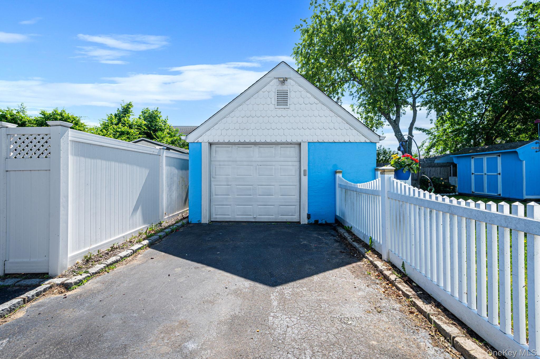 61 North Ocean Avenue Islip, NY 11751 - Photo 36 of 36
