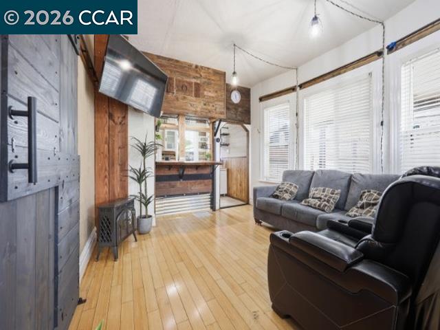 708 11th Street Richmond, CA 94801 - Photo 4 of 38