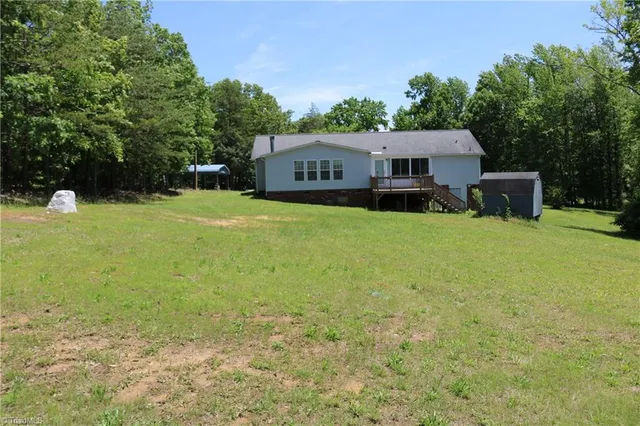 $249,000 | 2615 Solomon Lea Road, Leasburg, NC 27291