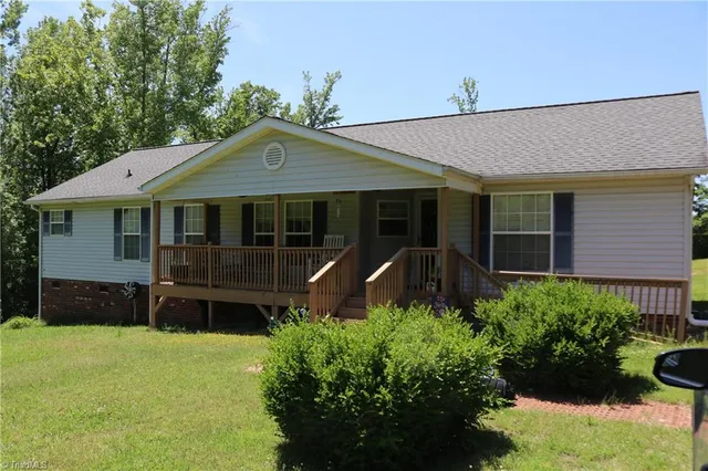 $249,000 | 2615 Solomon Lea Road, Leasburg, NC 27291