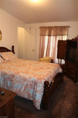 $238,000 | 2615 Solomon Lea Road, Leasburg, NC 27291