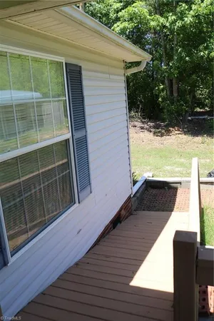 $238,000 | 2615 Solomon Lea Road, Leasburg, NC 27291