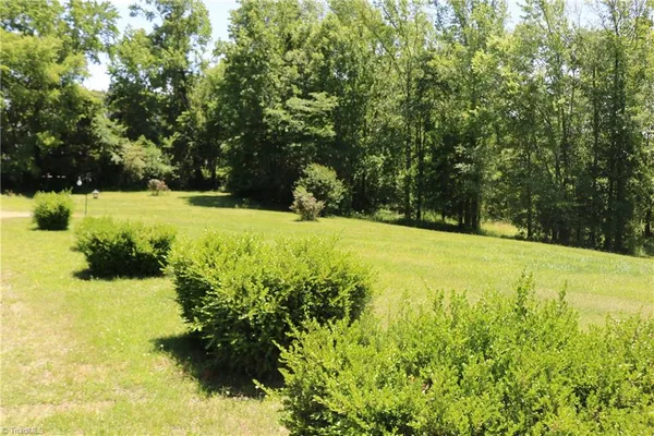 $238,000 | 2615 Solomon Lea Road, Leasburg, NC 27291
