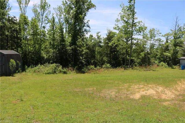 $249,000 | 2615 Solomon Lea Road, Leasburg, NC 27291