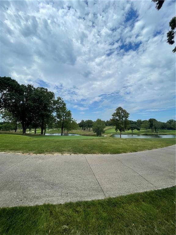 6532 Claret Parkville, MO 64152 - Photo 9 of 11