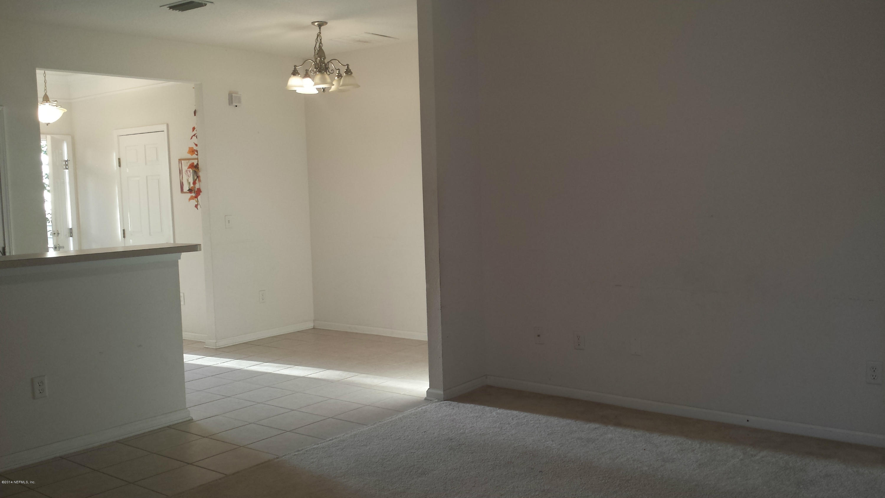 4875 Castlegate Court Jacksonville, FL 32256 - Photo 6 of 11 20140201_171410