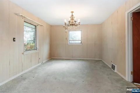 $399,000 | 66 Coeyman Avenue, Bloomfield, NJ 07003