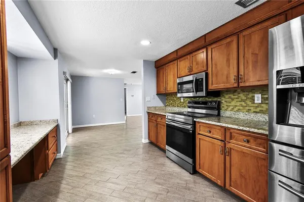 $3,000 | 4612 8th St Court East, Ellenton, FL 34222
