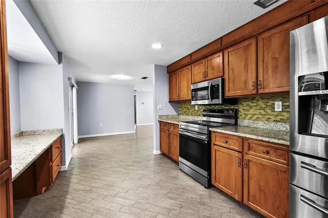 $3,000 | 4612 8th St Court East, Ellenton, FL 34222