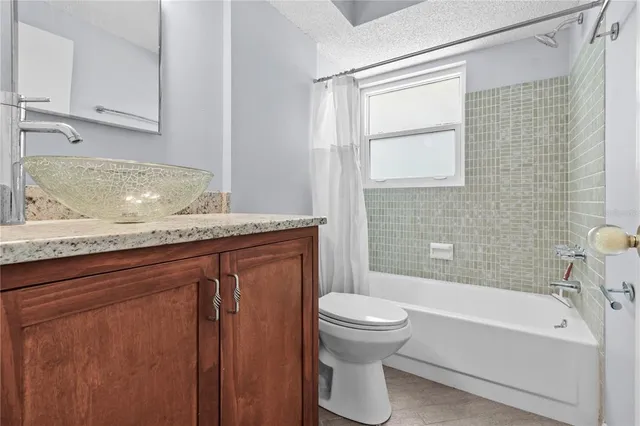 $3,000 | 4612 8th St Court East, Ellenton, FL 34222