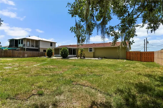 $3,000 | 4612 8th St Court East, Ellenton, FL 34222