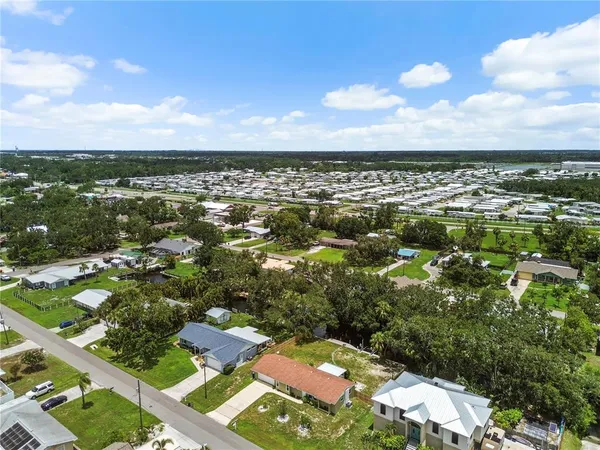 $3,000 | 4612 8th St Court East, Ellenton, FL 34222